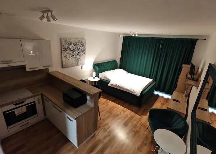 Rezidencia Radnica -ubytovanie- Old Town Apartamento *